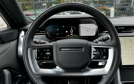 Land Rover Range Rover IV рестайлинг, 2025 год, 17 600 000 рублей, 10 фотография