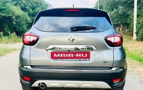 Renault Kaptur I рестайлинг, 2021 год, 1 670 000 рублей, 4 фотография