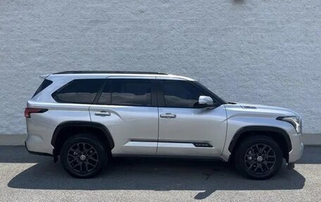Toyota Sequoia, 2024 год, 11 900 000 рублей, 10 фотография