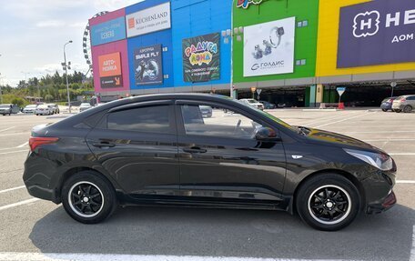 Hyundai Solaris II рестайлинг, 2018 год, 1 190 000 рублей, 5 фотография