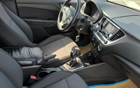 Hyundai Solaris II рестайлинг, 2018 год, 1 190 000 рублей, 10 фотография