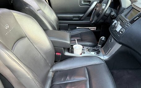 Infiniti FX I, 2007 год, 810 000 рублей, 6 фотография