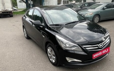 Hyundai Solaris II рестайлинг, 2015 год, 430 000 рублей, 1 фотография