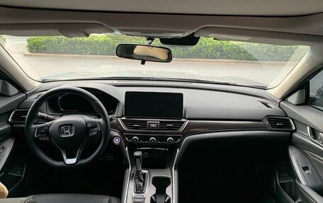 Honda Accord IX рестайлинг, 2022 год, 2 200 000 рублей, 8 фотография