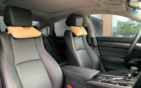 Honda Accord IX рестайлинг, 2022 год, 2 200 000 рублей, 12 фотография