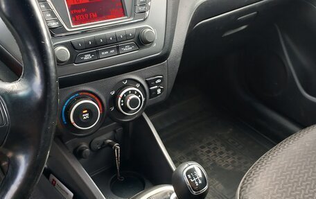 KIA Rio III рестайлинг, 2014 год, 710 000 рублей, 10 фотография