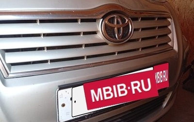 Toyota Avensis III рестайлинг, 2003 год, 870 000 рублей, 1 фотография