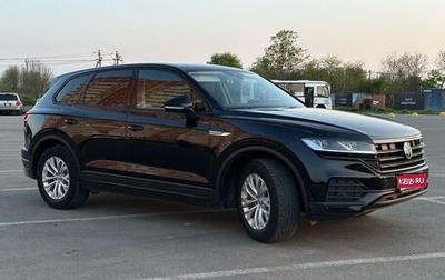 Volkswagen Touareg III, 2019 год, 4 990 000 рублей, 1 фотография
