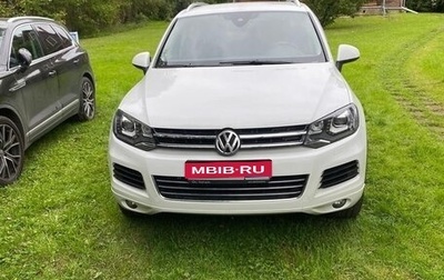 Volkswagen Touareg III, 2014 год, 2 100 000 рублей, 1 фотография
