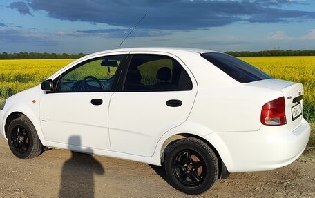Chevrolet Aveo III, 2005 год, 370 000 рублей, 2 фотография