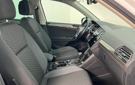 Volkswagen Tiguan II, 2018 год, 2 550 000 рублей, 14 фотография