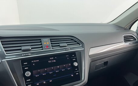 Volkswagen Tiguan II, 2018 год, 2 550 000 рублей, 18 фотография