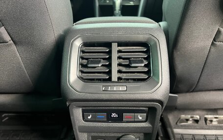 Volkswagen Tiguan II, 2018 год, 2 550 000 рублей, 20 фотография