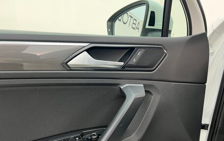 Volkswagen Tiguan II, 2018 год, 2 550 000 рублей, 19 фотография