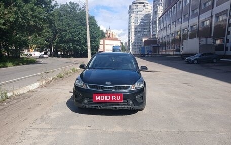 KIA Rio IV, 2018 год, 1 300 000 рублей, 2 фотография