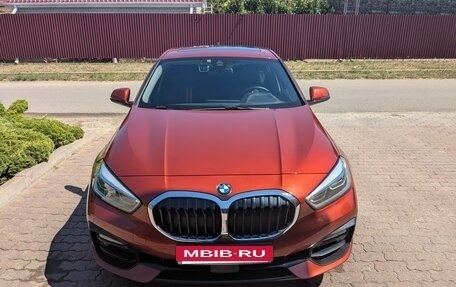 BMW 1 серия, 2020 год, 3 400 000 рублей, 2 фотография