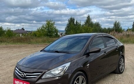 Hyundai Solaris II рестайлинг, 2015 год, 1 300 000 рублей, 3 фотография