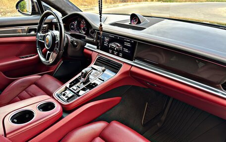 Porsche Panamera II рестайлинг, 2018 год, 10 500 000 рублей, 3 фотография