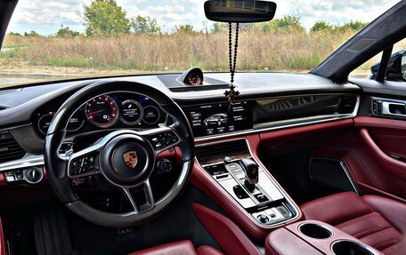 Porsche Panamera II рестайлинг, 2018 год, 10 500 000 рублей, 12 фотография
