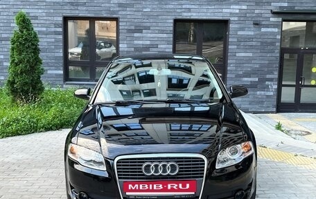 Audi A4, 2004 год, 590 000 рублей, 3 фотография