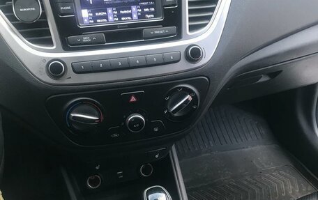 Hyundai Solaris II рестайлинг, 2021 год, 15 000 000 рублей, 10 фотография