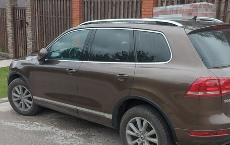 Volkswagen Touareg III, 2012 год, 2 300 000 рублей, 2 фотография