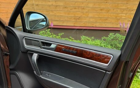 Volkswagen Touareg III, 2012 год, 2 300 000 рублей, 6 фотография