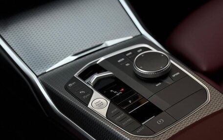 BMW 3 серия, 2024 год, 4 280 000 рублей, 11 фотография