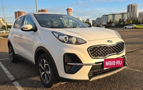 KIA Sportage IV рестайлинг, 2020 год, 2 049 000 рублей, 1 фотография