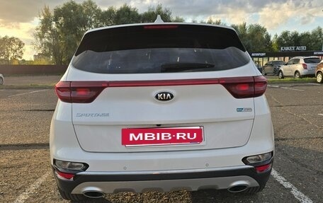 KIA Sportage IV рестайлинг, 2020 год, 2 049 000 рублей, 4 фотография