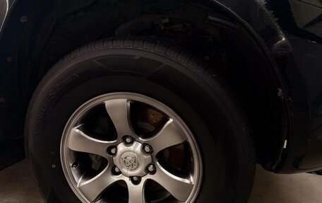 Toyota Land Cruiser Prado 120 рестайлинг, 2008 год, 2 700 000 рублей, 15 фотография