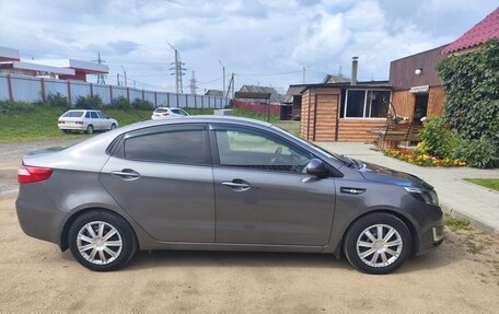 KIA Rio III рестайлинг, 2014 год, 860 000 рублей, 6 фотография