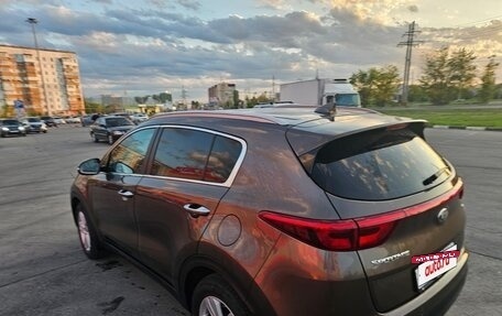 KIA Sportage IV рестайлинг, 2018 год, 2 200 000 рублей, 3 фотография