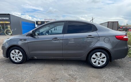 KIA Rio III рестайлинг, 2011 год, 580 000 рублей, 2 фотография