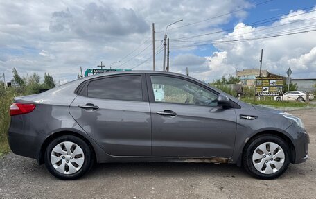KIA Rio III рестайлинг, 2011 год, 580 000 рублей, 3 фотография