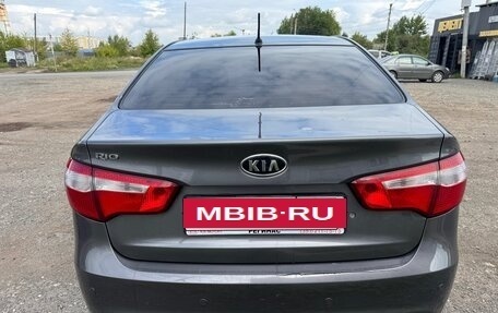 KIA Rio III рестайлинг, 2011 год, 580 000 рублей, 4 фотография