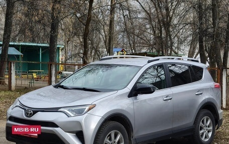 Toyota RAV4, 2017 год, 1 950 000 рублей, 2 фотография