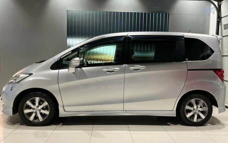 Honda Freed I, 2011 год, 847 000 рублей, 2 фотография