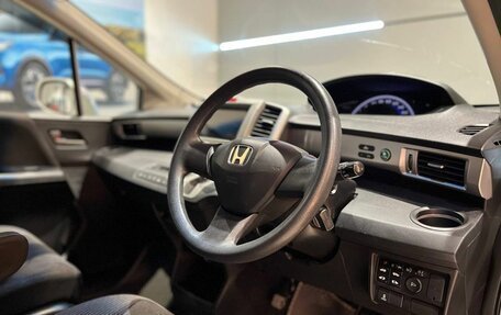 Honda Freed I, 2011 год, 847 000 рублей, 13 фотография