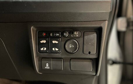 Honda Freed I, 2011 год, 847 000 рублей, 17 фотография
