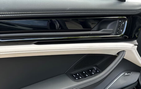 Porsche Panamera, 2025 год, 25 000 000 рублей, 16 фотография