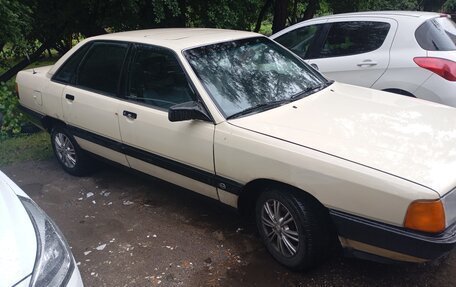 Audi 100, 1988 год, 240 000 рублей, 2 фотография