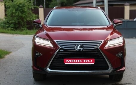 Lexus RX IV рестайлинг, 2017 год, 3 300 000 рублей, 4 фотография