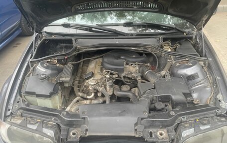 BMW 3 серия, 2001 год, 300 000 рублей, 9 фотография