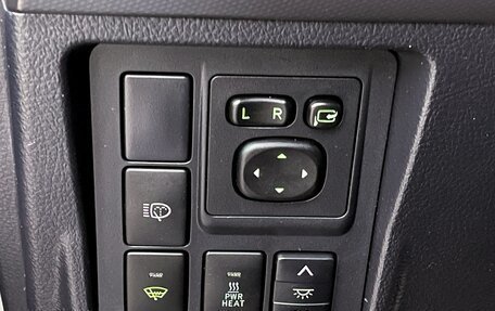 Toyota Land Cruiser Prado 150 рестайлинг 2, 2012 год, 2 899 000 рублей, 28 фотография