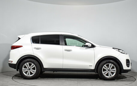 KIA Sportage IV рестайлинг, 2018 год, 1 800 000 рублей, 4 фотография
