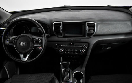 KIA Sportage IV рестайлинг, 2018 год, 1 800 000 рублей, 14 фотография