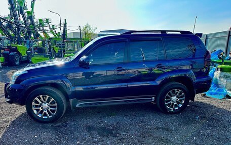 Toyota Land Cruiser Prado 120 рестайлинг, 2005 год, 2 180 000 рублей, 3 фотография