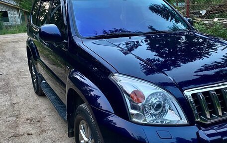 Toyota Land Cruiser Prado 120 рестайлинг, 2005 год, 2 180 000 рублей, 15 фотография