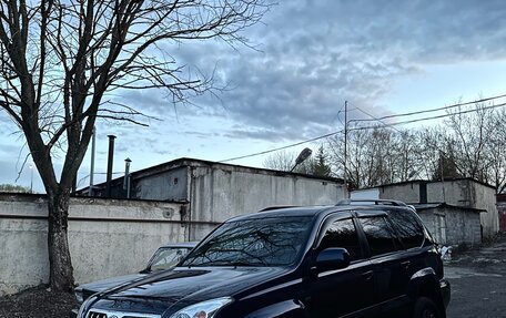 Toyota Land Cruiser Prado 120 рестайлинг, 2005 год, 2 180 000 рублей, 16 фотография